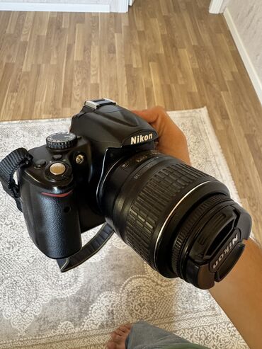 прокат плейстейшен 4: Fotoaparat Nikon D5000 Problemsizdir Təcili pul lazım olduğu üçün