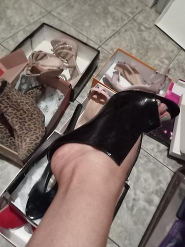 Salonke: Ženske cipele na visoku potpeticu – više modela - Crne salonke sa — 30