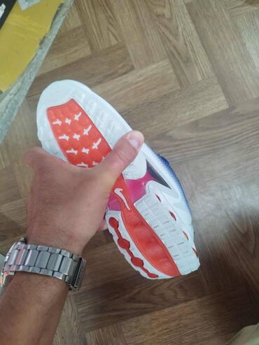 Patike: Patike — 9