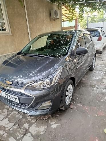 spark: Chevrolet Spark: 2019 г., 1 л, Автомат, Бензин, Хэтчбэк — 2