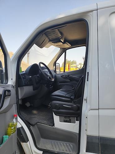 короткий спринтер: Mercedes-Benz Спринтер: 2012 г., 2.2 л, Механика, Дизель, Фургон — 5