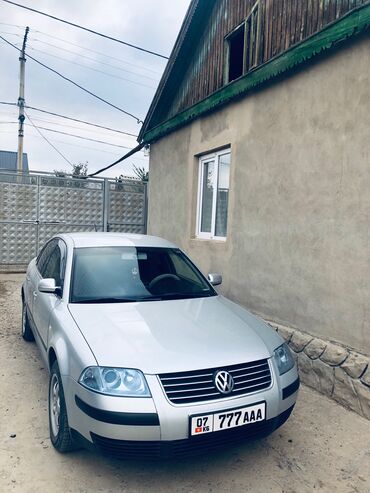 я ищу пассат: Volkswagen Passat: 2001 г., 1.6 л, Механика, Бензин, Седан