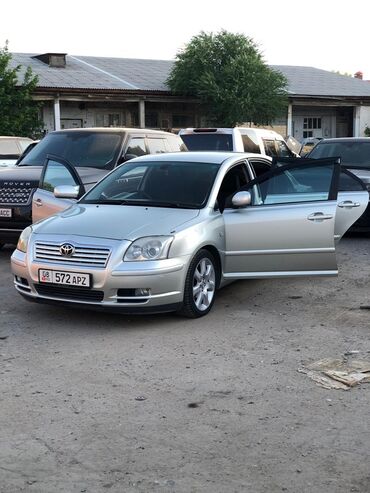срочно срочно продам машину: Toyota Avensis: 2004 г., 2 л, Автоматические, Бензин, Седан