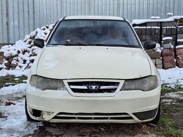 Daewoo: Daewoo Nexia: 2011 г., 1.5 л, Механика, Бензин, Седан