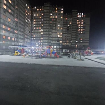 Uzunmüddətli kirayə mənzillər: Binəqədi Rayon,Kristal Abşeron binası,Herbi çağırışhın yanı 11 — 10