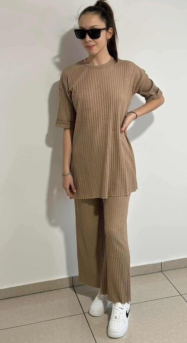 Kompleti: ❗️AKCIJA❗️ 💢komplet 2300din Sastav pamuk letnji kompleti Dostupne — 9