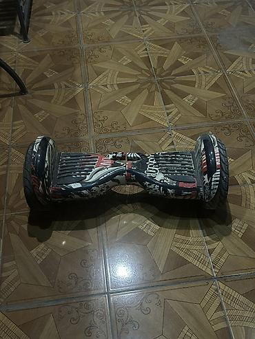 elektron gitara: Elektrikli hoverboard / giroskutər - Təkər ölçüsü: təxminən 6.5–8 — 1