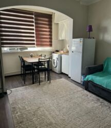 долгосрочные квартиры ак босого: Студия, Риэлтор, Без подселения, С мебелью полностью