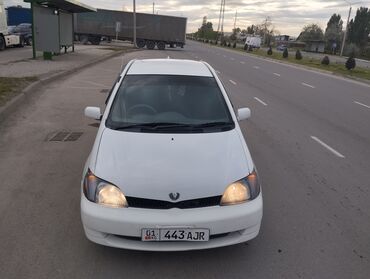 продаю mazda demio: Toyota Platz: 1999 г., 1 л, Автомат, Бензин, Седан