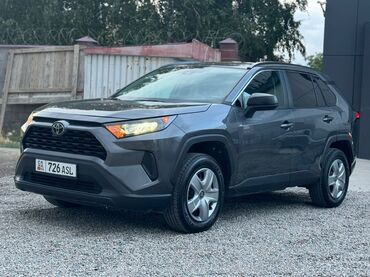 аренда авто с выкупом: Toyota RAV4: 2021 г., 2 л, Бензин, Кроссовер