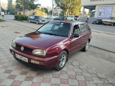 Volkswagen: Volkswagen Golf Variant: 1994 г., 1.6 л, Механика, Бензин, Универсал