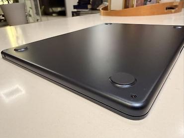 thunderbolt display: Apple MacBook (серия Air нового дизайна), цвет Midnight (темно‑синий) — 4