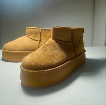 via spiga cizme: Ugg mini boots, color - Brown, 39