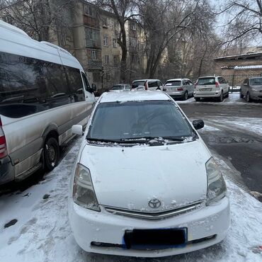 Toyota: Toyota Prius: 2006 г., 1.5 л, Автомат, Гибрид, Хэтчбэк