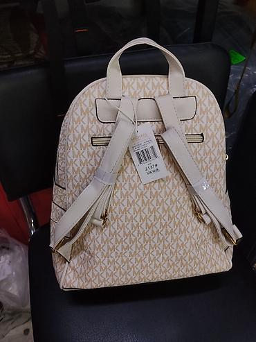 kipling monkey: Рюкзак Michael Kors с монограммным принтом MK - Компактный городской — 2