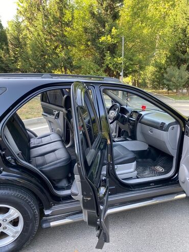 Kia: Kia Sorento: 2.5 l | 2005 il Ofrouder/SUV — 7