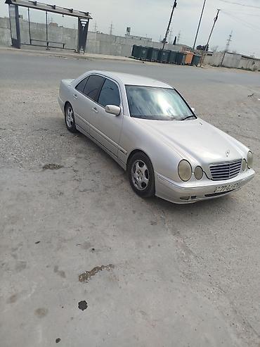 w210 panel: Mercedes-Benz E-Class (W210) sedan - Kuzov: gümüş rəng, 4 qapı — 3