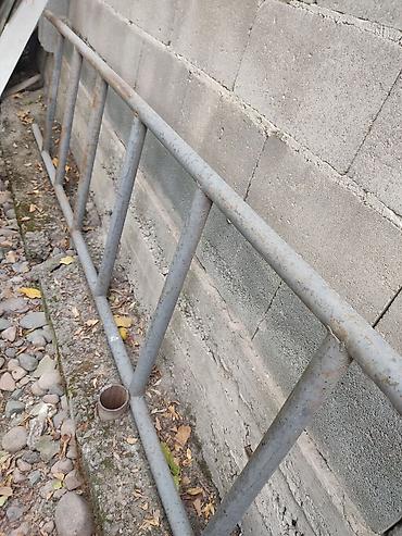 лестница бу: Лестница приставная (прямая) из металлической толстостенной трубы — 2