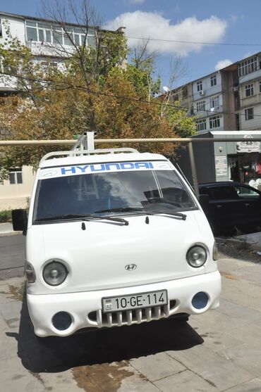 maşın şəkilləri: Hyundai H-100, 1998 il, motor 2.5 l, Bort, İşlənmiş