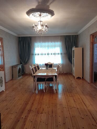 дом на новый год: Гянджа, 400000 м², 3 комнаты, Без бассейна, Газ, Электричество, Водопровод