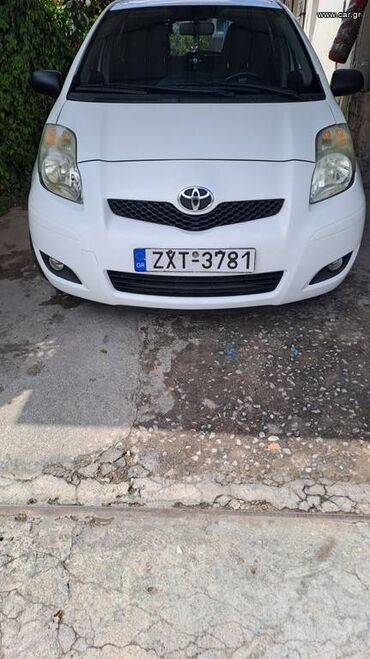 Toyota: Toyota Yaris: 1.4 l. | 2011 έ. Χάτσμπακ — 6