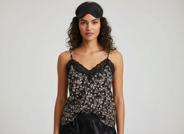 kapcie z kubusiem puchatkiem: H&M, Pyjama set, size M