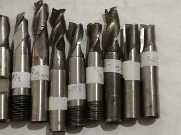 Ostali uređaji: Glodalo 9mm, 9,5mm, 9,6mm, 9,8mm Cena je po komadu Neka glodala su — 14