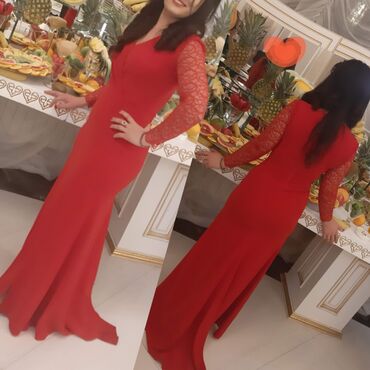 Пиджаки: Вечерние платья