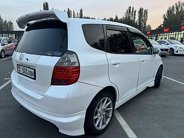 Honda Jazz: 2006 г., 1.4 л, Вариатор, Бензин, Универсал