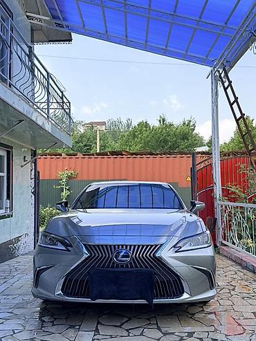 Lexus: Lexus ES: 2019 г., 2.5 л, Автомат, Гибрид, Седан — 1