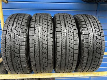 Шины: Шины 205 / 65 / R 16, Зима, Б/у, Комплект, Легковые, Япония, Bridgestone