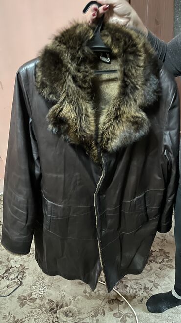 продажа кожаных курток: Куртка 6XL (EU 52), цвет - Коричневый