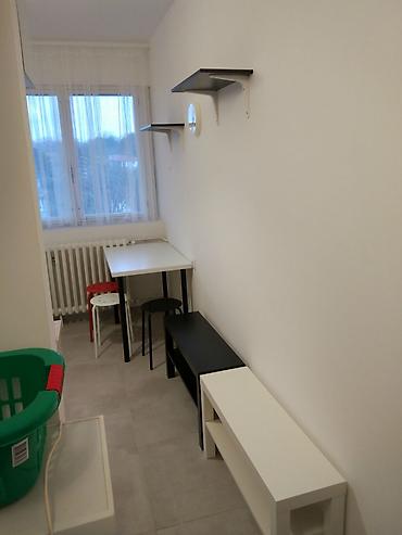 Dugoročno: Izdajem garsonjeru od 14m2 u Železniku. Blizu pijace, autobuske — 7