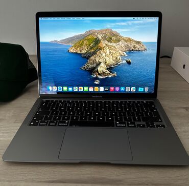 Комплектующие для ПК и ноутбуков: Apple MacBook, 13.3 ", Apple M1, 256 ГБ