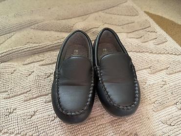 kablok tufli: Uşaq loafer ayaqqabıları - Rəng: qara - Model: klassik mokasin/loafer — 2