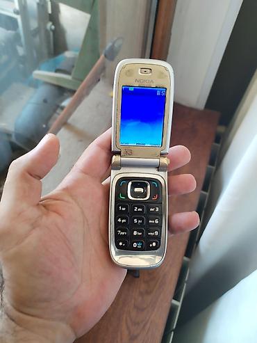 Nokia: Nokia 6121 Classic, < 2 GB Memory Capacity, rəng - Qızılı, Düyməli — 6