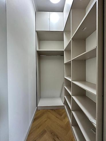 в селе манас: 6 комнат, 300 м², 4 соток, Джал, Собственник — 8