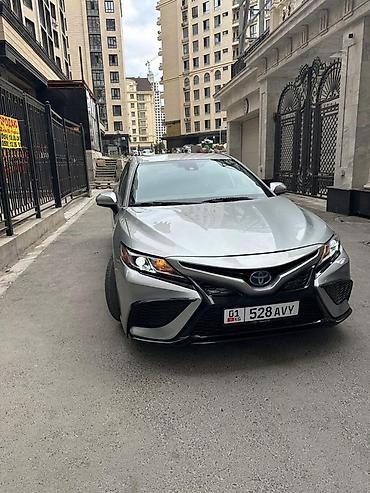 Toyota: Toyota Camry: 2018 г., 2.5 л, Вариатор, Гибрид, Седан — 4