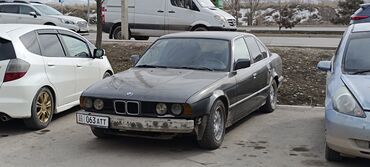 BMW: BMW 5 series: 1989 г., 2 л, Механика, Бензин, Седан