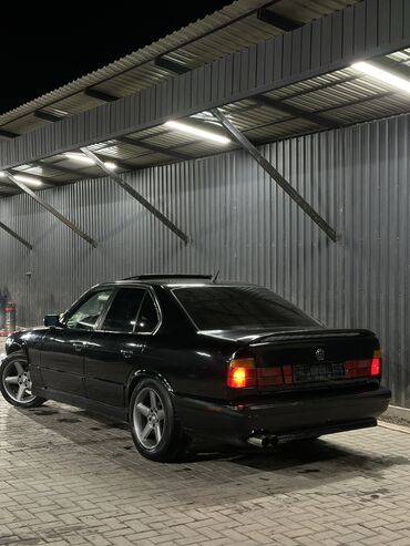 BMW: BMW 5 series: 1990 г., 2.5 л, Механика, Бензин, Седан