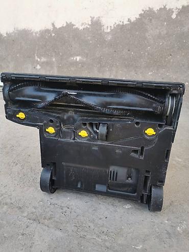 dc mator: Peşəkar fırçalı, tək mühərrikli tozsoran, Karcher CV 38/1 Mağazalar — 5
