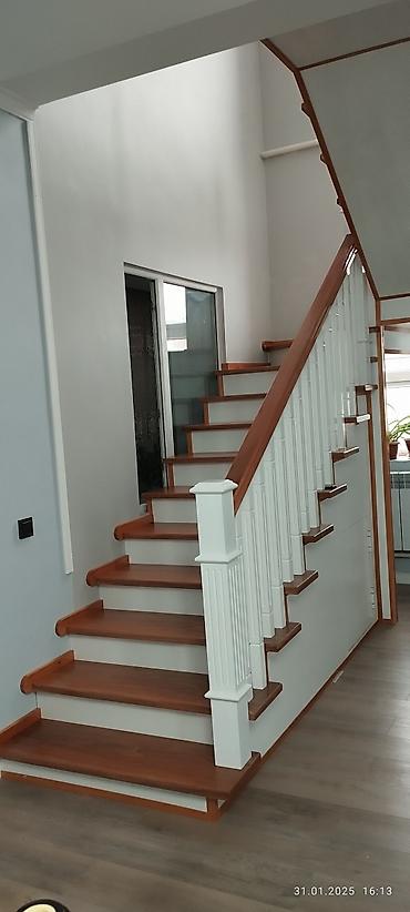 Деревянные лестницы: Деревянная лестница Для дома, Форма лестницы: Прямая, Стиль: Классический — 12