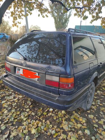 Volkswagen: Volkswagen Passat CC: 1993 г., 2 л, Механика, Бензин, Универсал