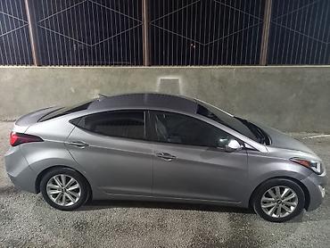 Hyundai: Hyundai Elantra: 1.8 l | 2015 il Sedan — 2