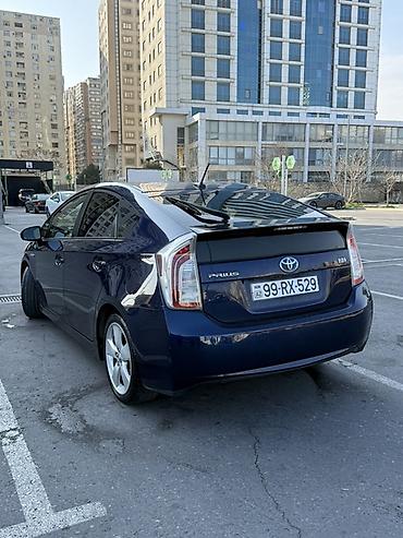 prius diskləri: Toyota Prius Hybrid – mavi rəng, 5 qapılı liftbek kuzov. Texniki — 8