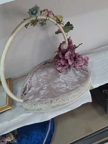 Toy aksesuarları: Toy və nişan üçün zərif hədiyyə/nişan səbəti və vitrin dəstləri - — 9