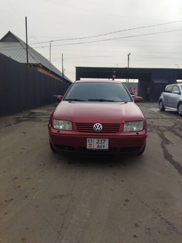 Volkswagen: Volkswagen Bora: 1999 г., 1.6 л, Автомат, Бензин, Седан