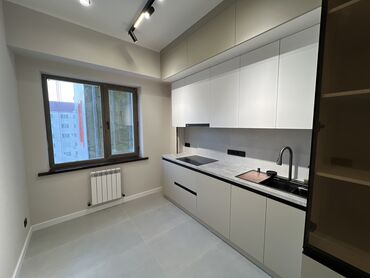 продаю квартиру 3 комнаты: 3 комнаты, 82 м², Элитка, 11 этаж, Евроремонт