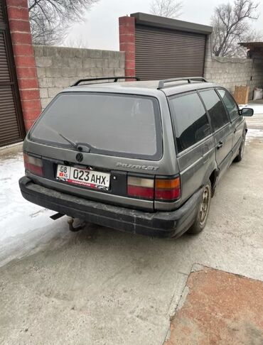 фольксваген п: Volkswagen Passat: 1992 г., 1.8 л, Механика, Бензин, Универсал