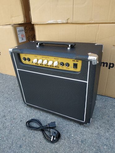 Гитары: Бас гитары 5ти струнные, 24 лада, в чёрном цвете. Гитары новые. Цена — 10